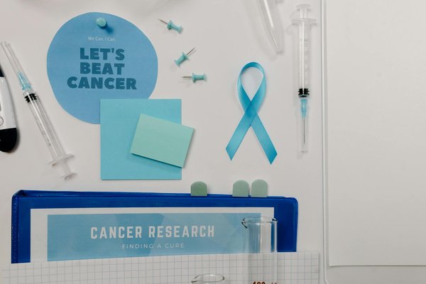 Comment aider les seniors à explorer des activités artistiques pour favoriser leur bien-être ?